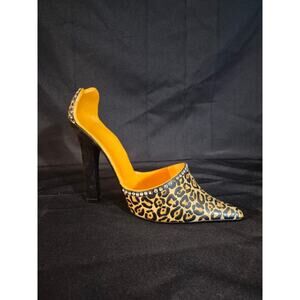 Wine Bottle Holder High Heel Leopard Print Yellow With Rhinestones